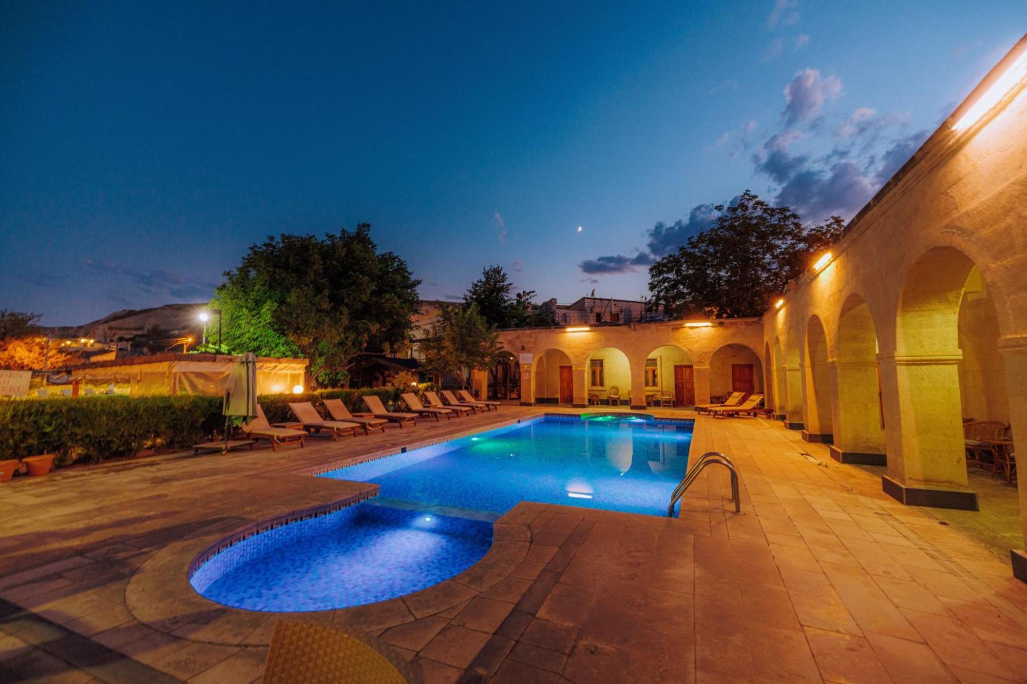 Melis Cave Hotel Urgup Exterior photo