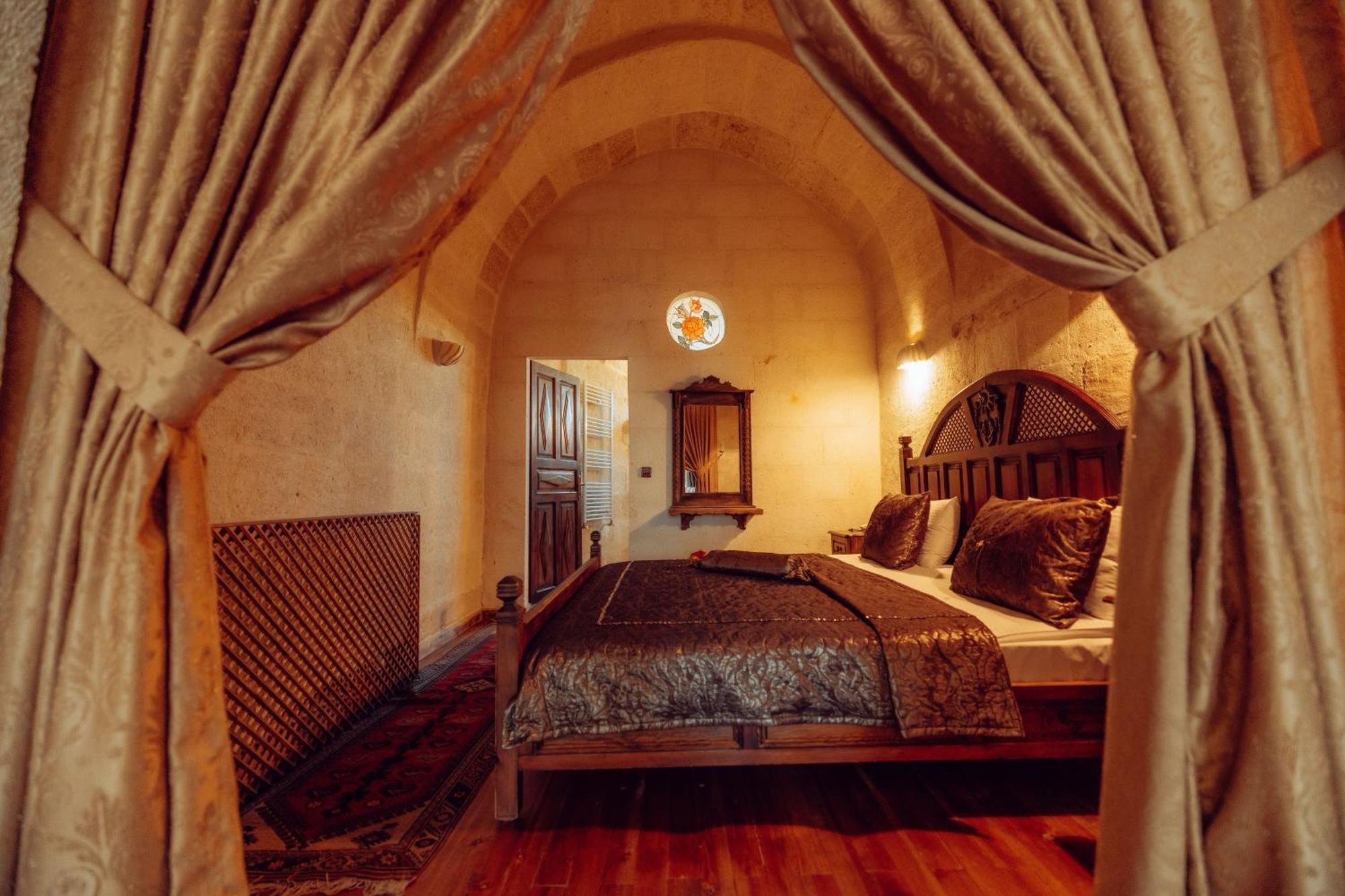 Melis Cave Hotel Urgup Exterior photo